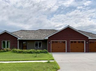 1708 Troon St, Norfolk, NE 68701