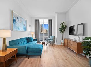 1 Renaissance Square #10D, White Plains, NY
