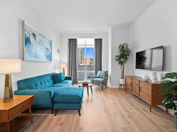 1 Renaissance Square #10B, White Plains, NY 10601