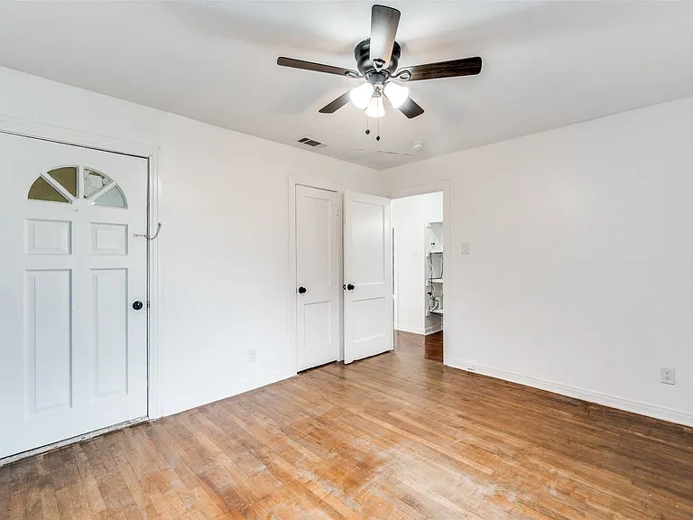 921 E Ramsey Ave — Photo 8