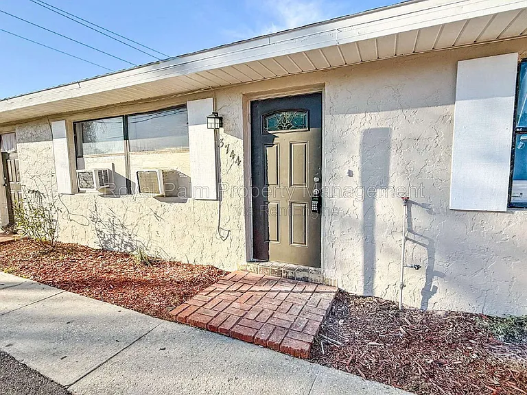 3744 Estelle Ave — Photo 5