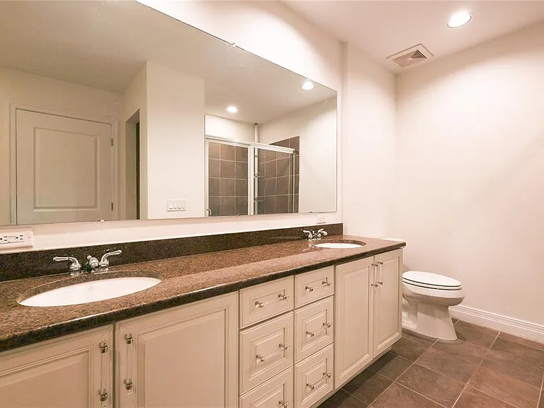 449 S 12th St #1101 — Photo 20