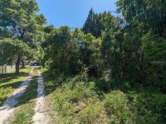 5th image of SE 43RD TERRACE LOT 1