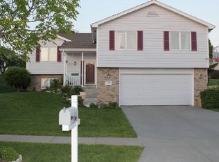 7542 Whitlock Pl, Lincoln, NE 68516