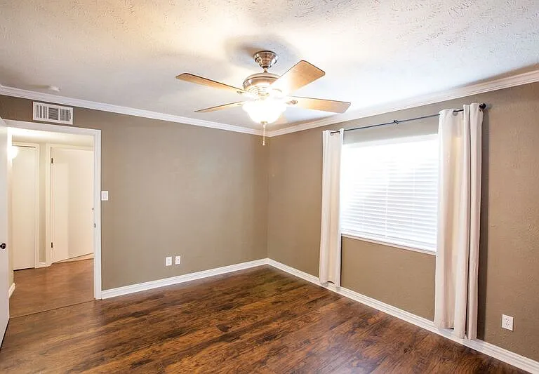 5713 Baker Dr — Photo 11