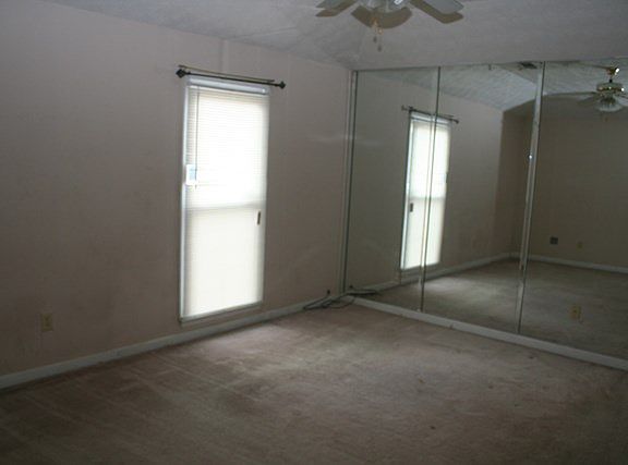 5th image of 516 22nd Ave