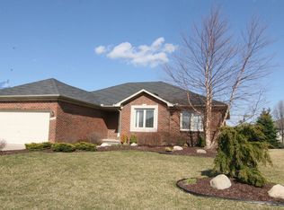 47416 Ellie Dr, Macomb, MI 48044