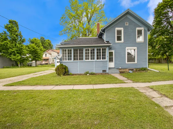 108 W Walnut St, Albion, MI 49224