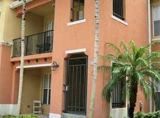 3549 Forest Hill Blvd APT 28, Palm Springs, FL 33406