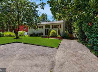 1180 Saint George Dr, Annapolis, MD