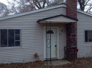 215 Olney Ave, Saint Louis, MI 48880