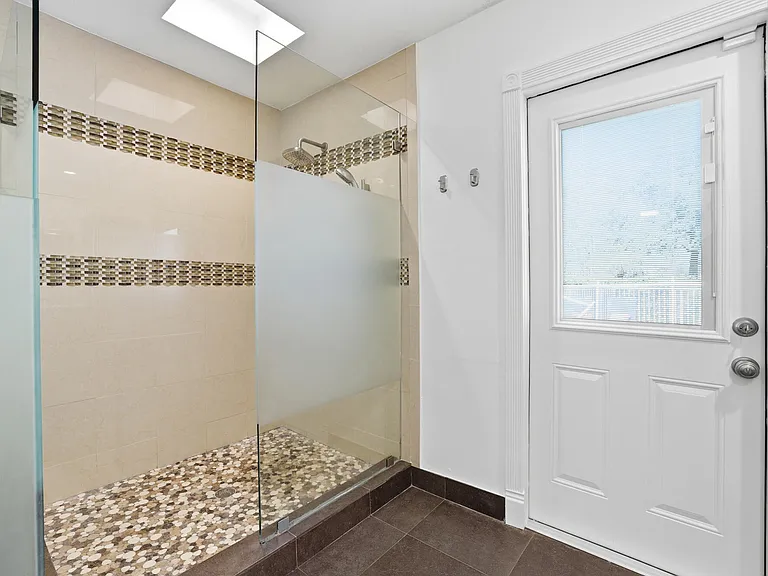 13684 Exotica Ln — Photo 18