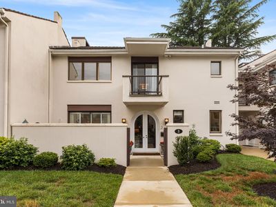 3 Dezac #3, Devon, PA, 19333
