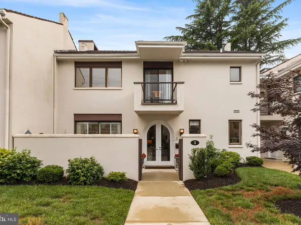 3 Dezac #3, Devon, PA 19333