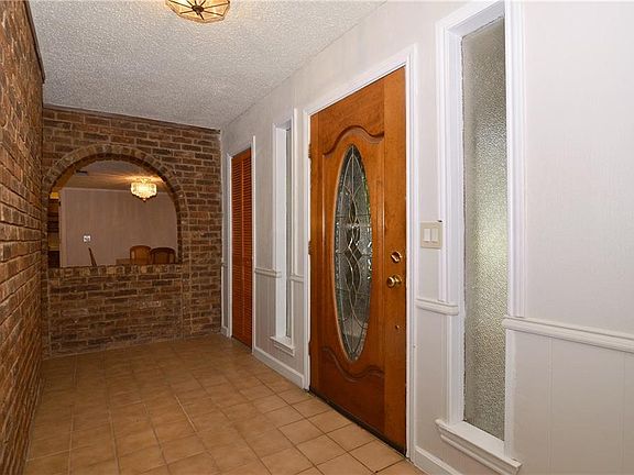 2nd image of 2309 Kidwell Cir