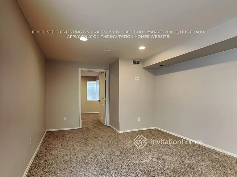 1288 Hoffman Dr — Photo 11