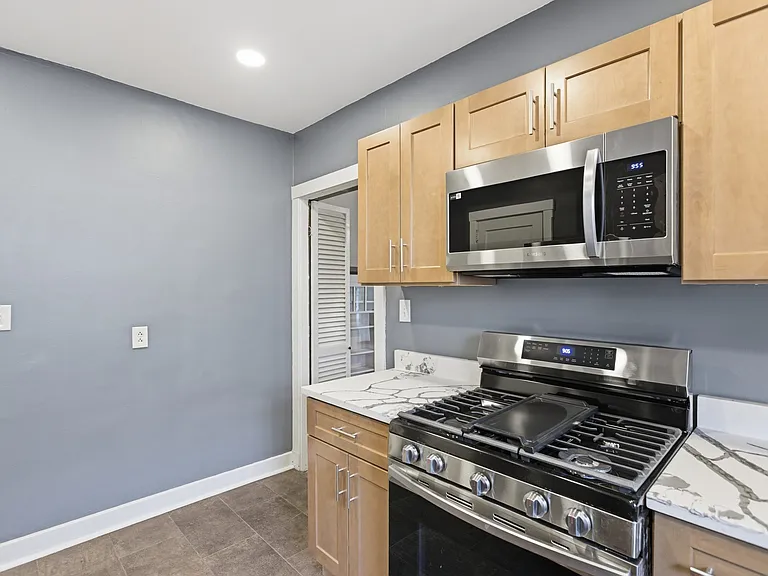 3528 Beechwood Blvd #2 — Photo 4
