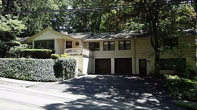 1st image of 300 W Washington Ave