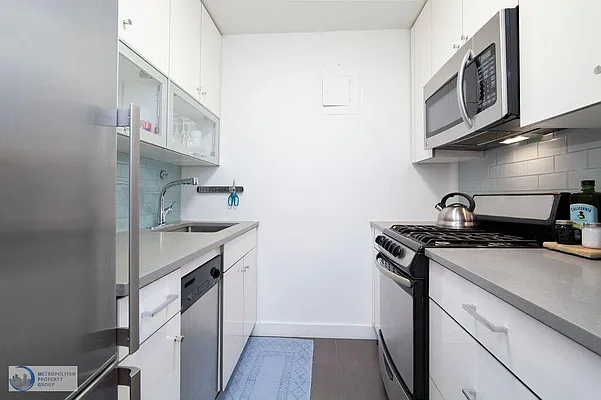 Rented by Metropolitan Property Group | media 5