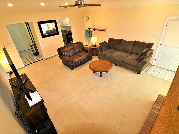 5th image of 4625 Pamela Dr