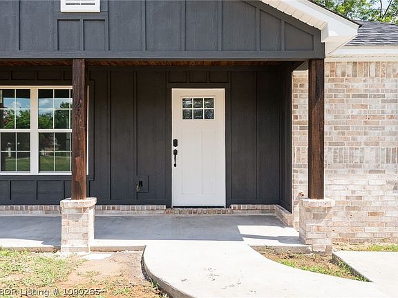 3rd image of 4507 Armour Ave