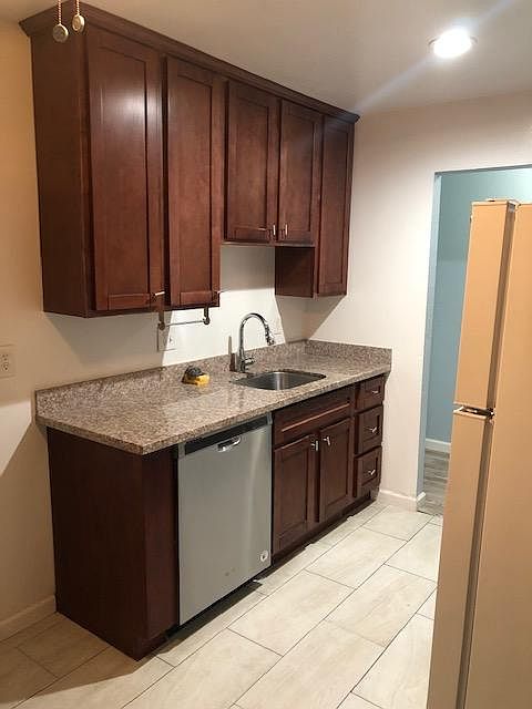 1st image of 3569 Granada Ave #3