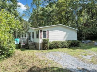 1179 Old Sessler Mill Rd, Troutville, VA 24175