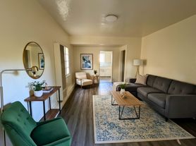 2401 20th St, Santa Monica, CA