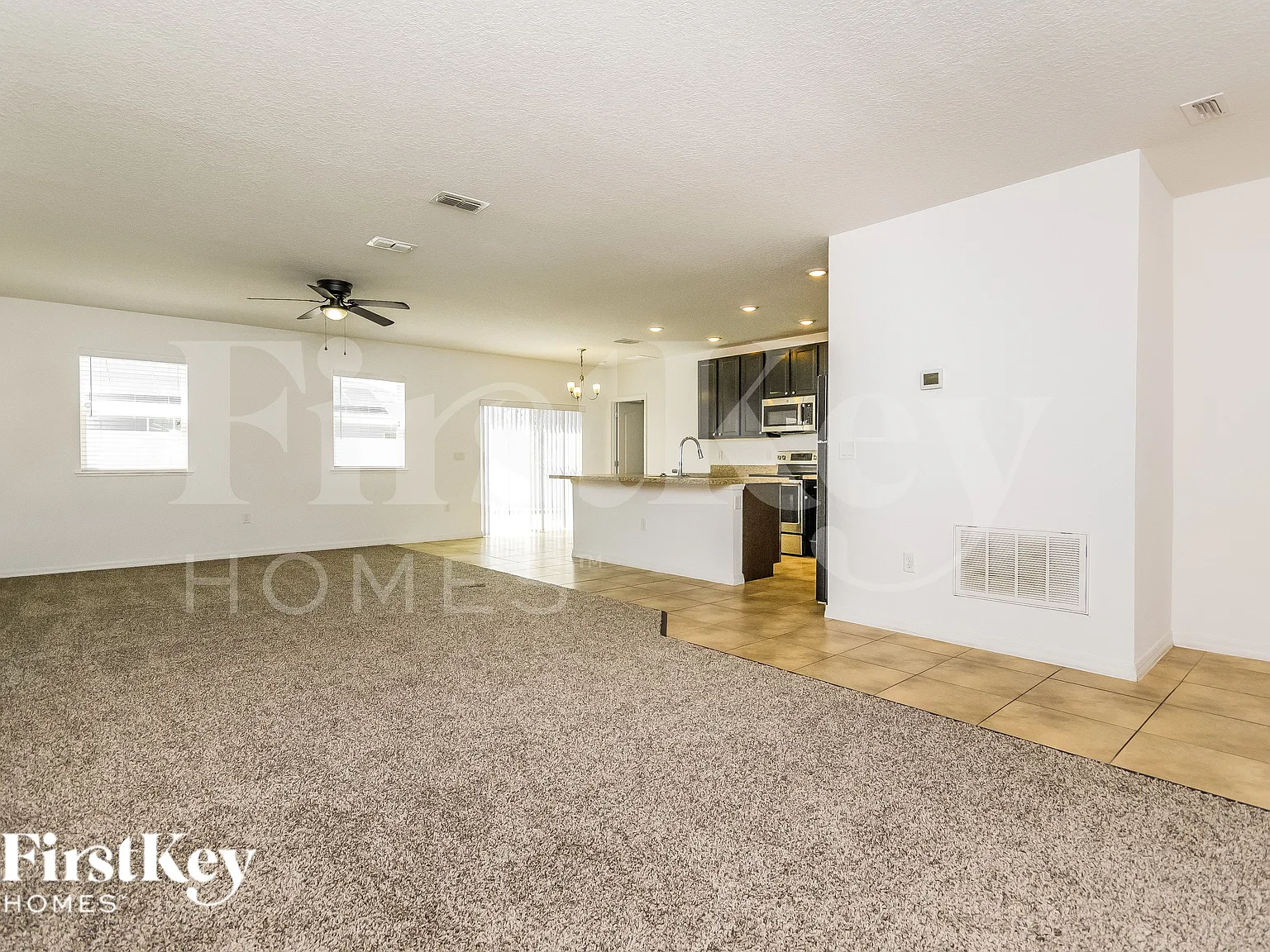 3 bed, 2.0 bath, 1600 sqft, $1,995 — Photo 3