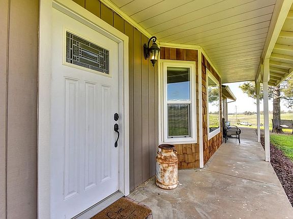 4th image of 4005 Hokan Ln