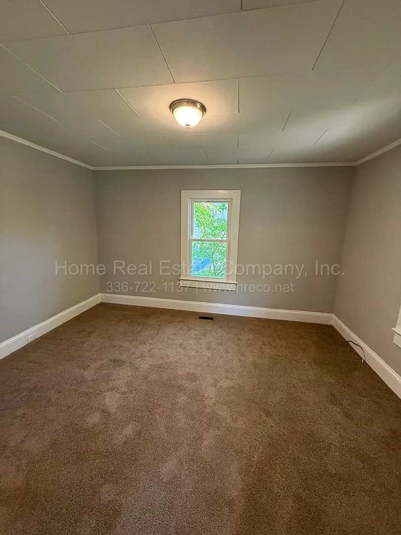 Building Photo - 1107 Cayuga St