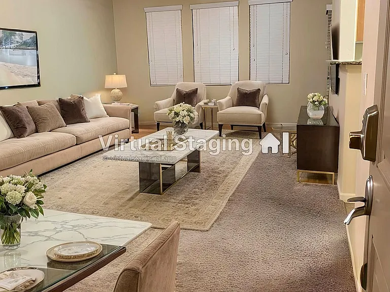 100 Moon Cir #700 — Photo 8