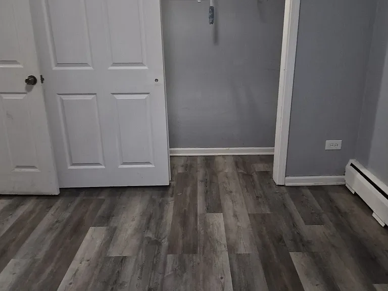 2101 Williamsburg Dr #202 — Photo 6