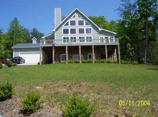 202 Sunset Ln, Lake Lure, NC 28746