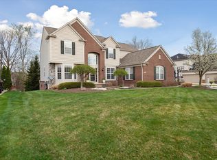 6045 Quartz Ln, Grand Blanc, MI