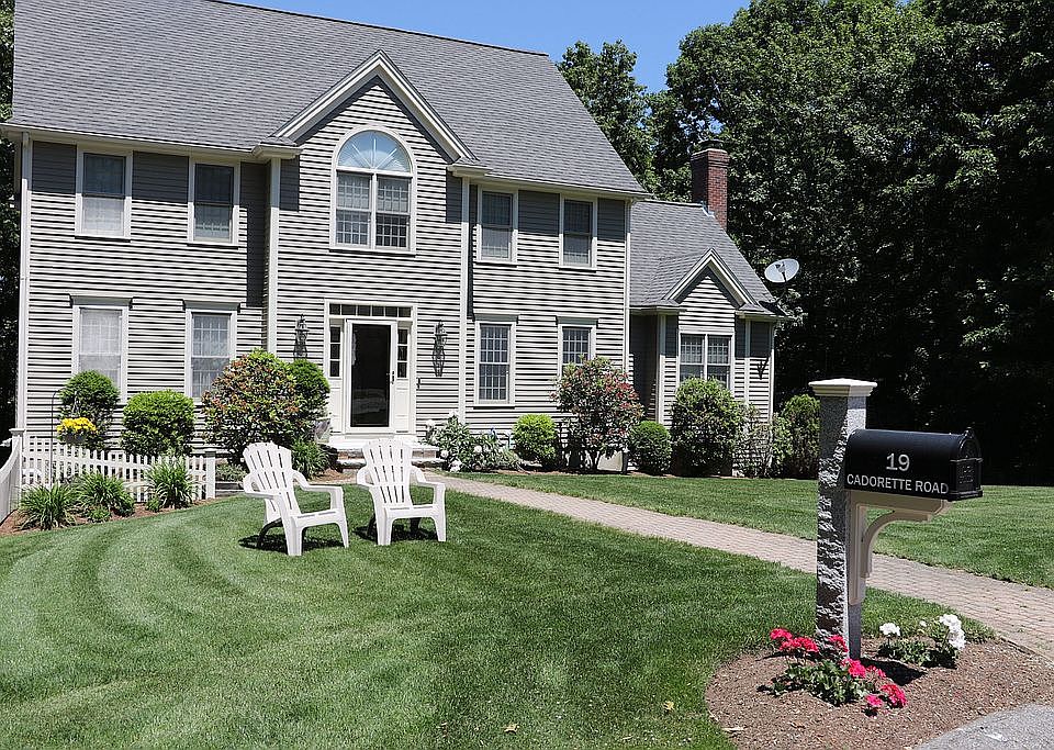 2nd image of 19 Cadorette Rd