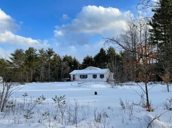 122 Cutting Rd, Elizabethtown, NY 12932