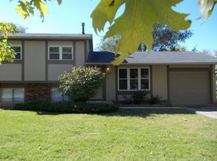 143 Creekside Dr, Bolingbrook, IL