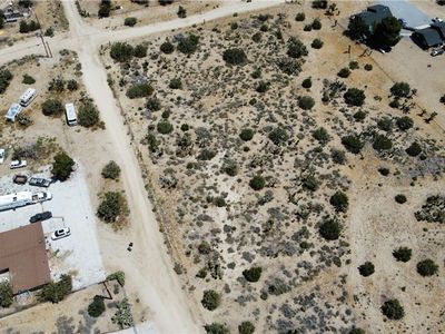 9855 Holiday Ln, Phelan, CA, 92372
