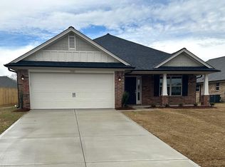 5923 Uselton Dr, Southaven, MS 38672