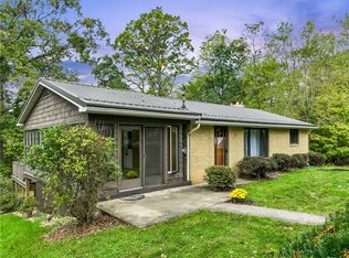 9 Sneezy Rd, Monongahela, PA 15063