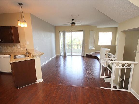 4th image of 745 Cruise View Dr