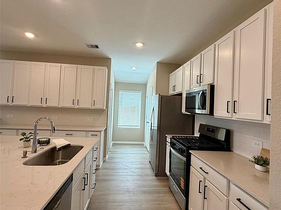 4th image of 22019 Vernazza Bend Dr