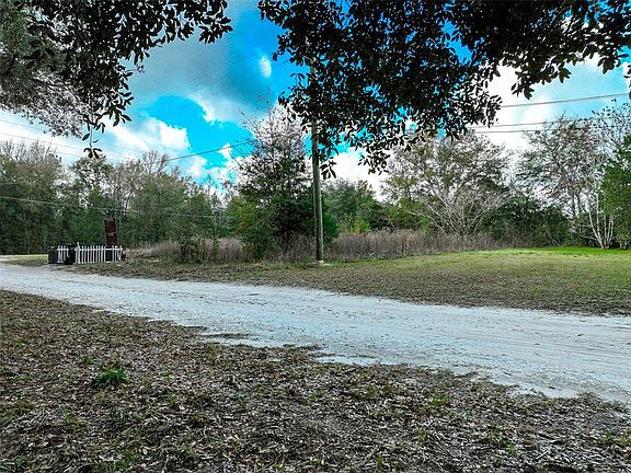 3rd image of 106 NW FAT CAT COURT LOT 3