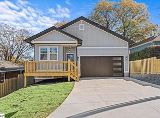 208 Forest St, Greer, SC 29650