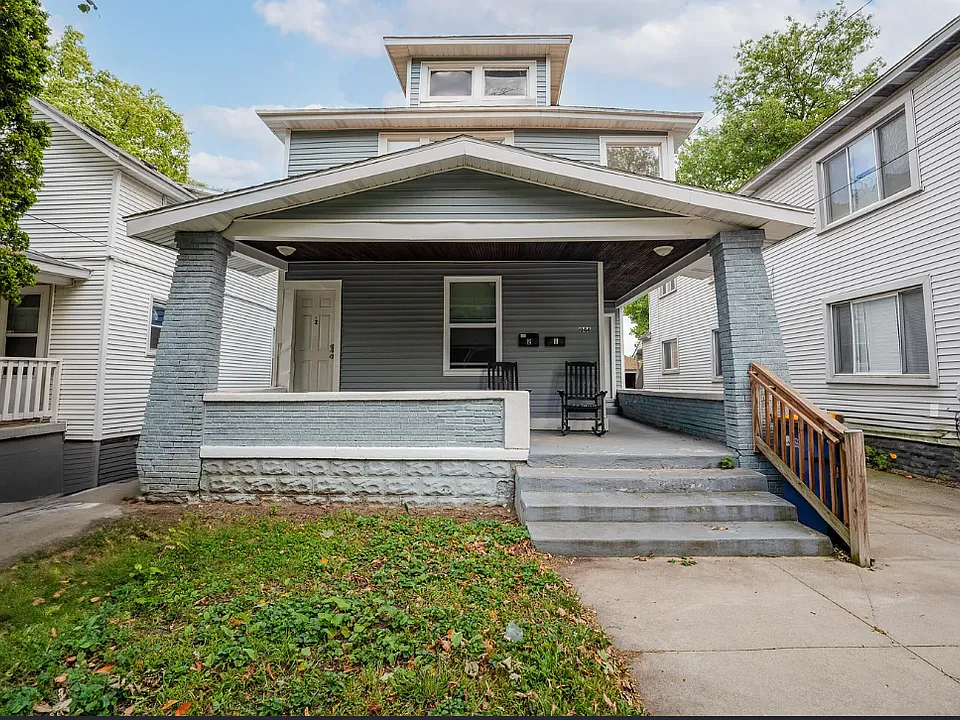 1044 Muskegon Ave NW #2