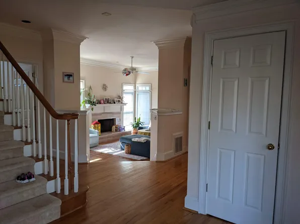 1967 Miles Ln NE, Atlanta, GA 30329