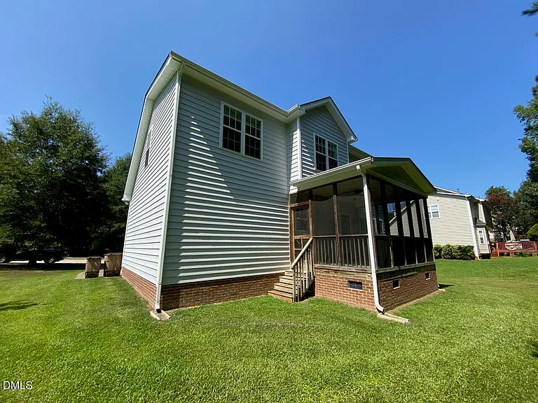 305 Amaryllis Way — Photo 20