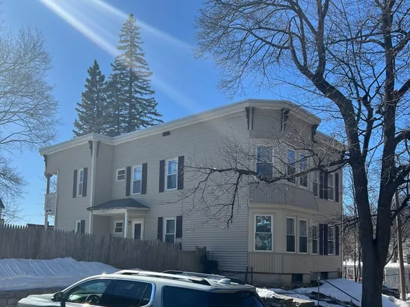 57 Clinton St, Fitchburg, MA 01420