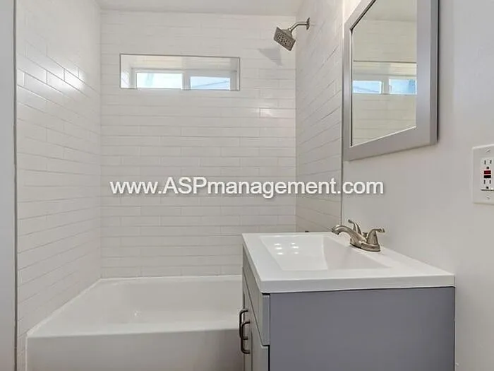 2554 E Park St #B — Photo 12